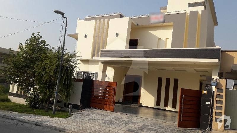 Sector C 1 Kanal 6 Bed Brand New House For Sale