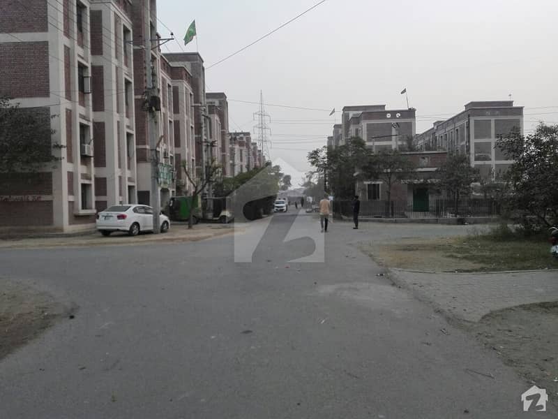 First Floor Flat Available For Sale Labor Colony, Lahore ID19381820