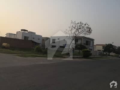 ایڈن سٹی - بلاک سی ایڈن سٹی ایڈن لاہور میں 10 مرلہ رہائشی پلاٹ 1 کروڑ میں برائے فروخت۔ ایڈن سٹی - بلاک سی ایڈن سٹی ایڈن لاہور میں 10 مرلہ رہائشی پلاٹ 1 کروڑ میں برائے فروخت۔