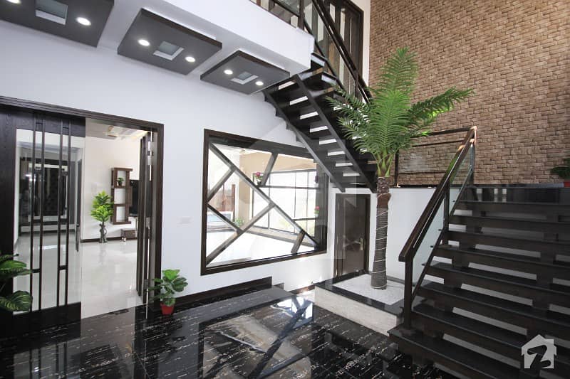 1 Kanal Most Lahore Grande Fabulous Architectural Design Bungalow For Sale Having Solid Construction