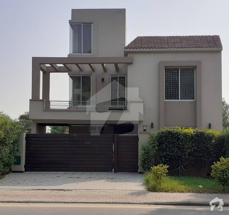 10 Marla Brand New House For Sale in Overseas B Bahria Town Lahore