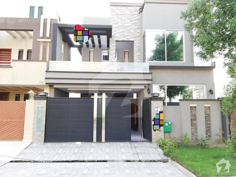 8 Marla Brand New House For Sale in Umar Block Sector B Bahria Town Lahore