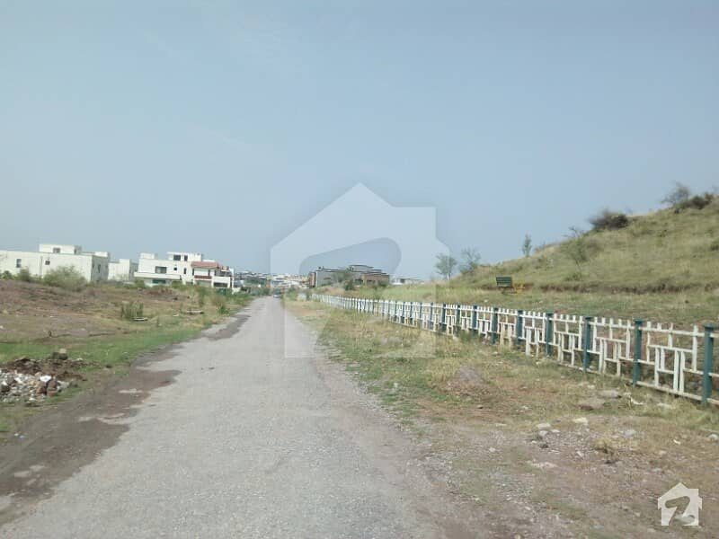 Ideally Located 5 Marla Plot Is Available For Sale