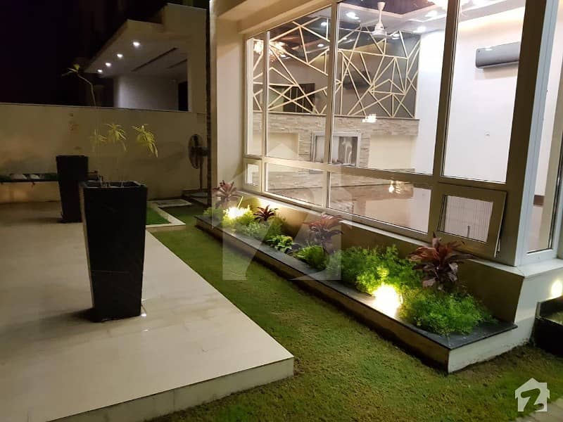 ڈی ایچ اے فیز 6 ڈیفنس (ڈی ایچ اے) لاہور میں 5 کمروں کا 1 کنال مکان 5.7 کروڑ میں برائے فروخت۔