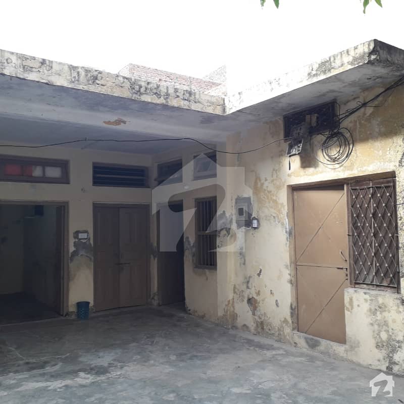 صادق آباد راولپنڈی میں 3 کمروں کا 7 مرلہ مکان 1 کروڑ میں برائے فروخت۔