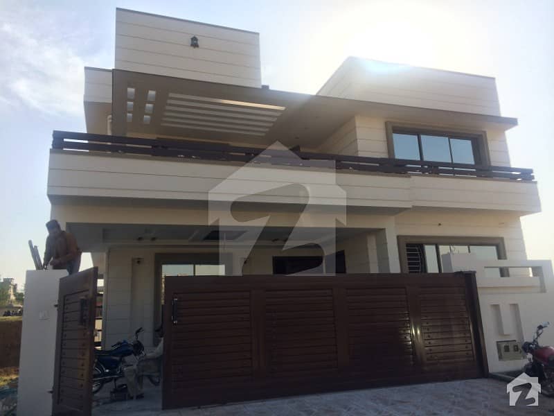 5 Bedrooms Luxury House Is Available For Rent
