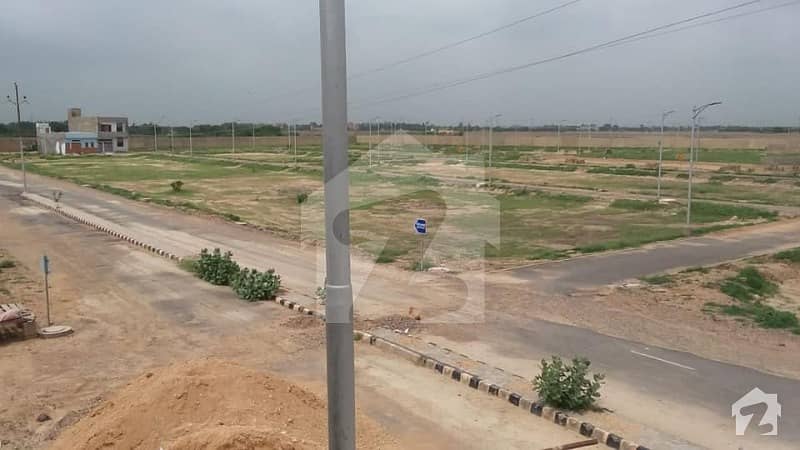 Plot Is Available For Sale In GulshanEFalaknaz