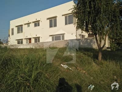 Demolishable House for sale in F62 Demolishable House for sale in F62