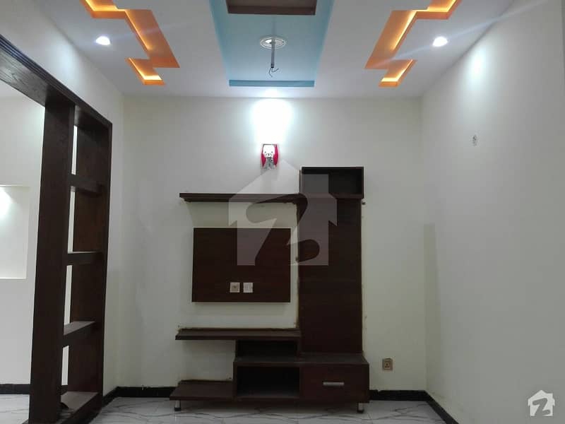 سکھ چین گارڈنز لاہور میں 2 کمروں کا 5 مرلہ مکان 42 ہزار میں کرایہ پر دستیاب ہے۔
