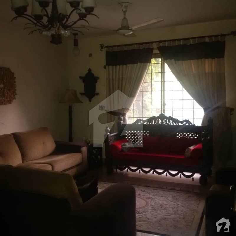 ایڈن ایوینیو ایڈن لاہور میں 3 کمروں کا 8 مرلہ مکان 1.65 کروڑ میں برائے فروخت۔