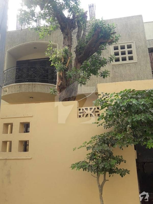 ڈی ایچ اے ڈیفینس کراچی میں 5 کمروں کا 1 کنال مکان 2 لاکھ میں کرایہ پر دستیاب ہے۔