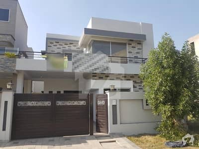 8 Marla Good Location House For Sale 8 Marla Good Location House For Sale