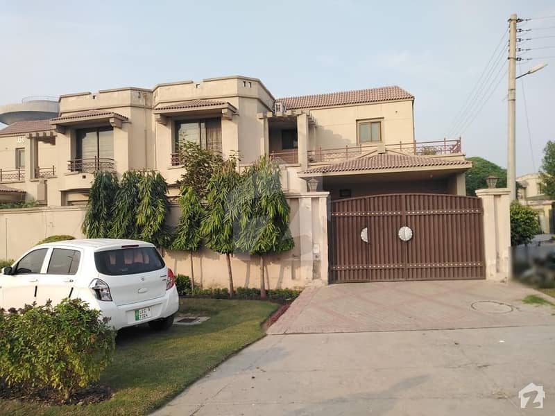 ایڈن ویلیو ہومز ایڈن لاہور میں 3 کمروں کا 12 مرلہ مکان 2 کروڑ میں برائے فروخت۔