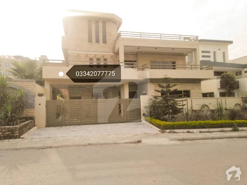 Dha Phase II  1 Kanal 5 Bed Use House For Sale