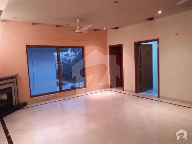 Separate Gate One Kanal Upper portion Available For Rent In Phase 2 DHA Lahore