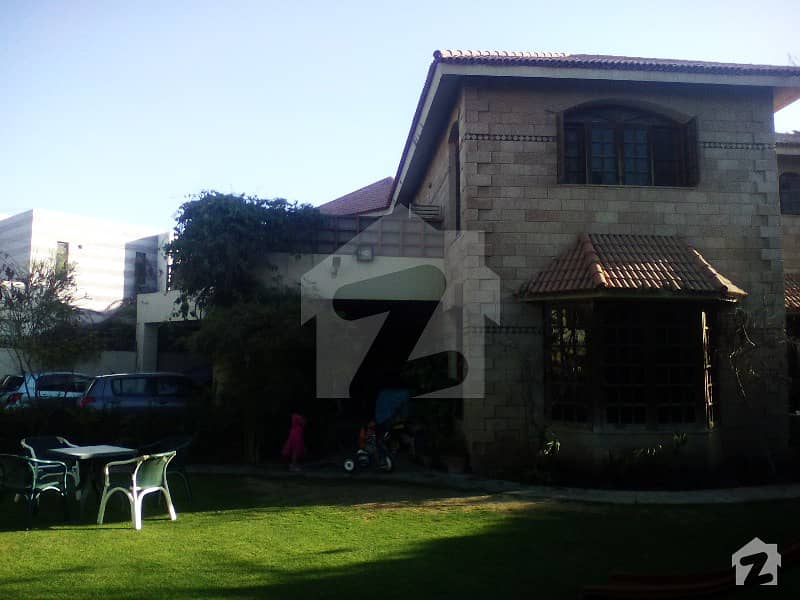 1000 Sq Yd Furnished Bungalow For Rent At Dha Phase 5