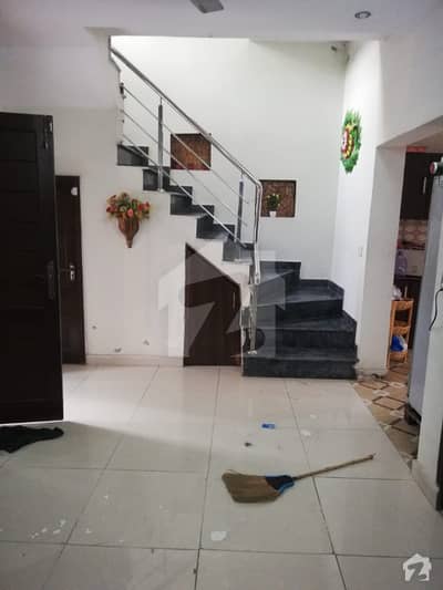 Prime Location Fully Furnished 5 Marla Double Storey House Available Near By Park And Mosque Prime Location Fully Furnished 5 Marla Double Storey House Available Near By Park And Mosque