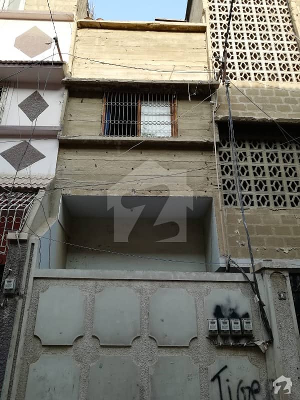 Ground Plus Two 5 Bedroom 90 Square Yard House With Rs 35000 Rental Income Is Available For Sale In Liaquatabad Number 4