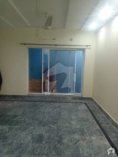 4 Marla Brand New Flat Vacant For Rent 4 Marla Brand New Flat Vacant For Rent