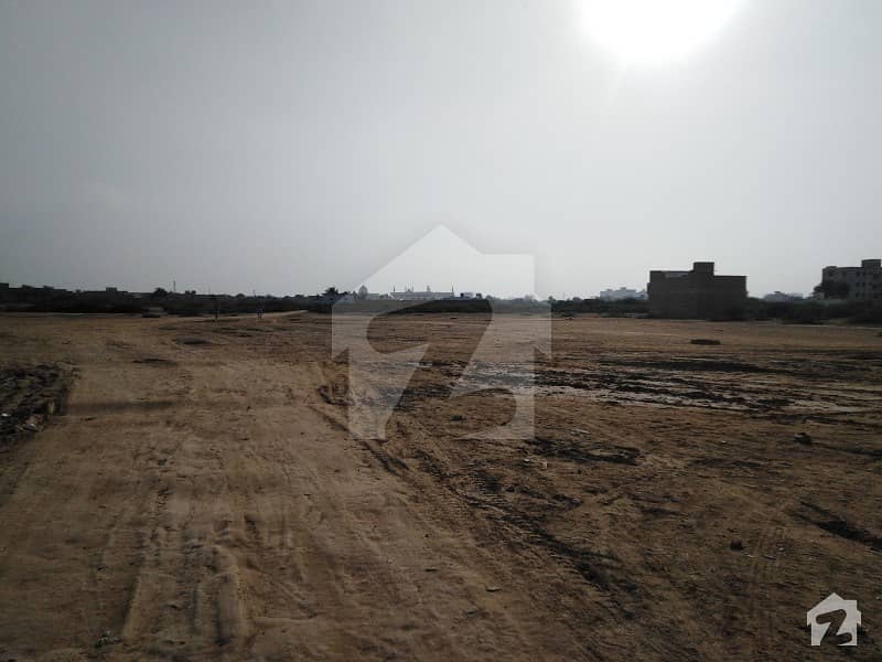 Plot Is Available For Sale In GulshanERabia Karachi