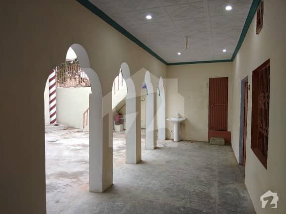 برہان ٹاؤن جوہر آباد میں 4 کمروں کا 10 مرلہ مکان 80 لاکھ میں برائے فروخت۔