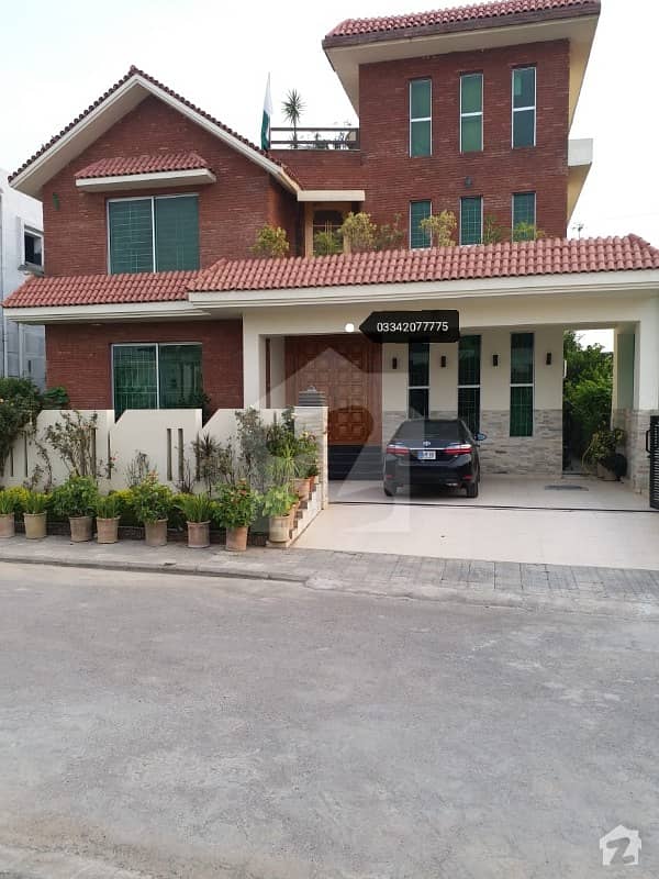 1 Kanal OWNER BUILT House In Dha Phase 2