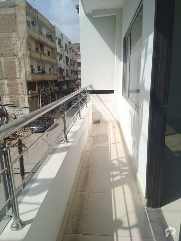 200 Sq Yard Commercial Building For Urgent Sale At Dha Phase 5