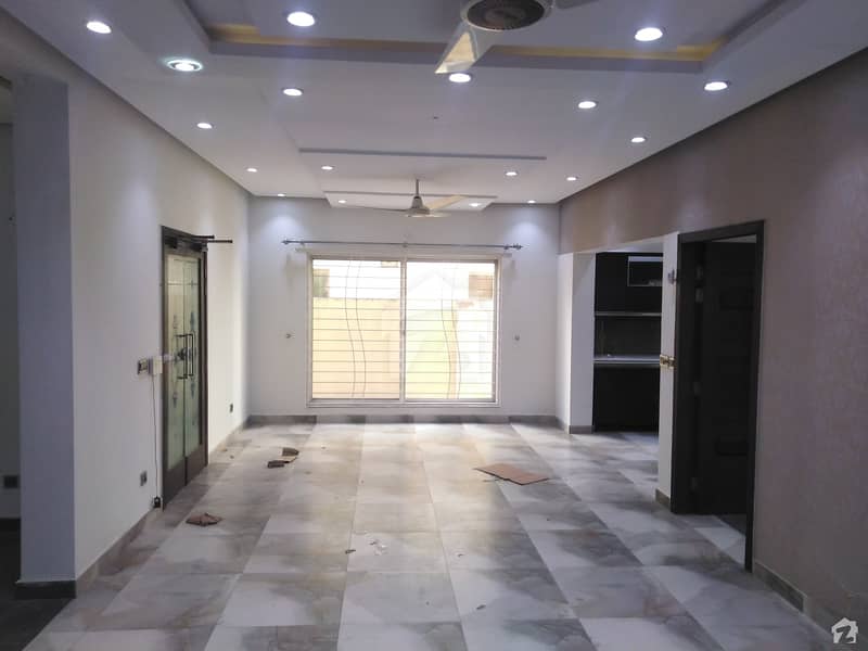 WellBuilt Portion Available On Good Location WellBuilt Portion Available On Good Location