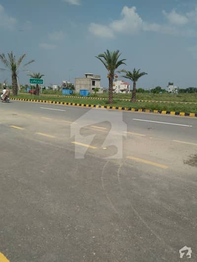 ایڈن سٹی - بلاک سی ایڈن سٹی ایڈن لاہور میں 1 کنال رہائشی پلاٹ 1.4 کروڑ میں برائے فروخت۔ ایڈن سٹی - بلاک سی ایڈن سٹی ایڈن لاہور میں 1 کنال رہائشی پلاٹ 1.4 کروڑ میں برائے فروخت۔