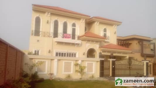 15 Marla Most Beautiful Bungalow Ever In State Life - Near Dha