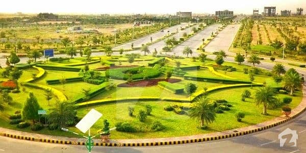 1 Kanal Plot Jinnah Blvd Out Standing Location Available For Sale