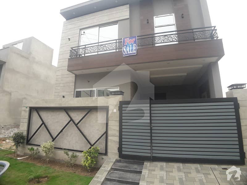 Deal Of The Week 5 Marla Luxury Villa Available For Sale In State Life Housing Society Phase 1