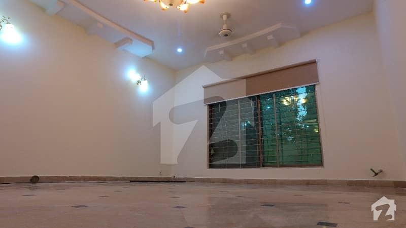 Prime Location 18 Marla Beautiful Upper Portion For Rent In DHA Phase 3 Block W