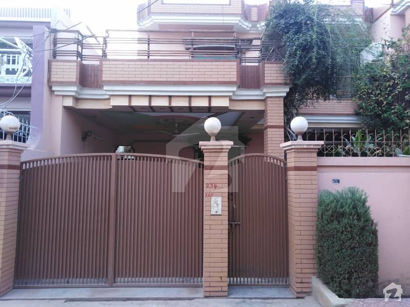 10 Marla Double Storey House Available For Sale