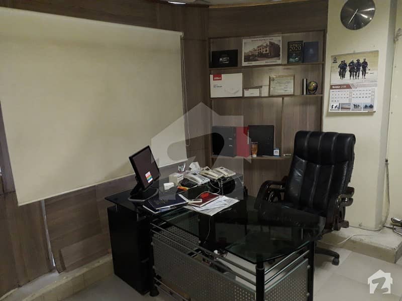 Furnished office on Sharing