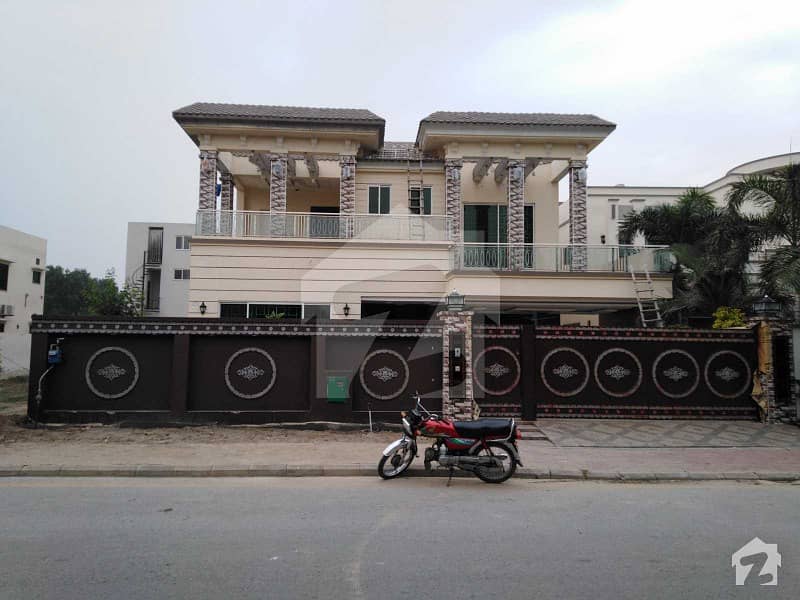 1 Kanal Upper Portion Is Available For Rent In Bahria Town Babar Block Lahore