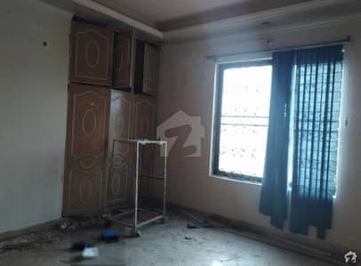 12 Marla Upper Portion Is Available For Rent 12 Marla Upper Portion Is Available For Rent