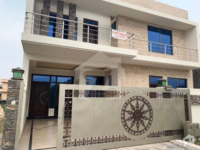 G 13 3 MAIN ROAD BRAND NEW LAVISH HOUSE ON IDEAL LOCATION G 13 3 MAIN ROAD BRAND NEW LAVISH HOUSE ON IDEAL LOCATION