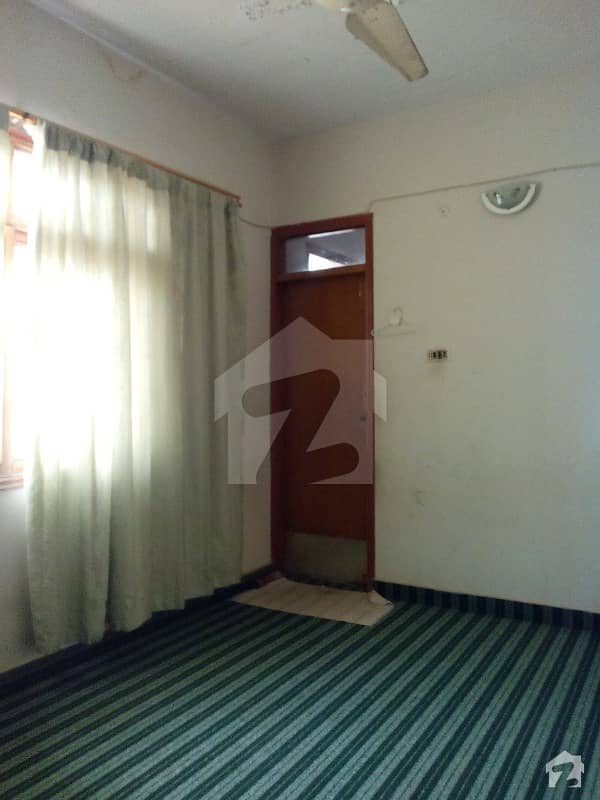 Corner 120 Sq Yrd House Available For Sale