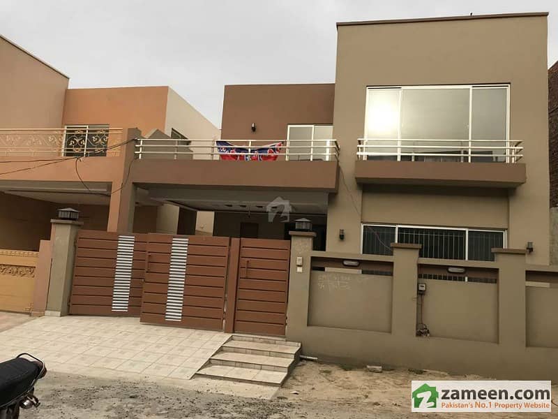 11. 5 Marla Brand New Beautiful House Available In Divine Gardens