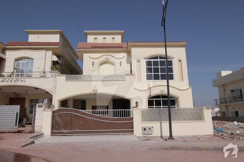 10 Marla Boulevard Facing Designer House Is Available For Sale In Sector C1