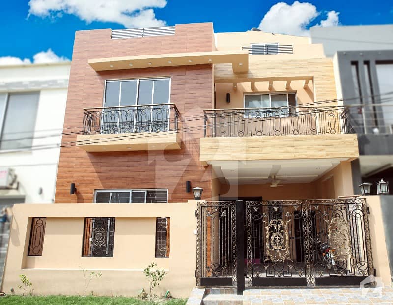 5 Marla Beautiful House Availabe For Sale In STATE LIFE HOUSING PHASE 1