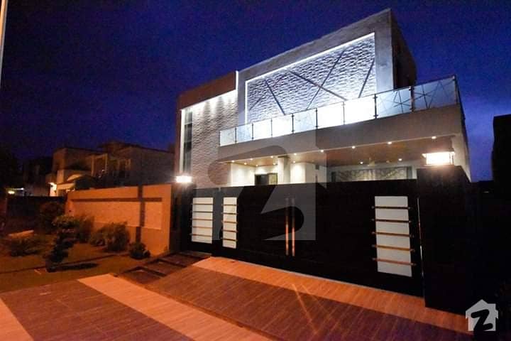 ڈی ایچ اے فیز 6 ڈیفنس (ڈی ایچ اے) لاہور میں 5 کمروں کا 1 کنال مکان 6.45 کروڑ میں برائے فروخت۔