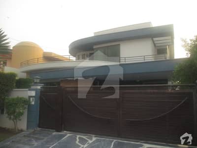 Fully Renovated 1 Kanal 3 Bed Upper Portion Of A Luxury House Solid Construction Fully Renovated 1 Kanal 3 Bed Upper Portion Of A Luxury House Solid Construction