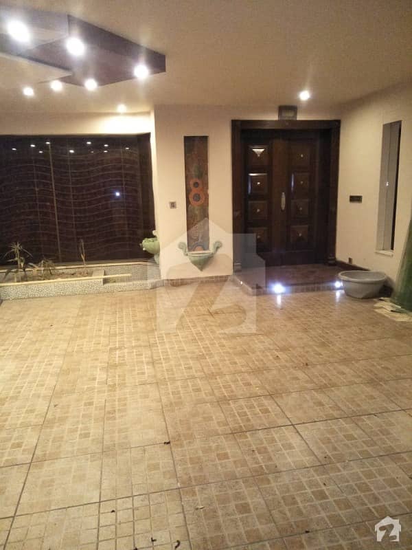 KANAL FULLY FURNISHED BEAUTIFUL HOUSE FOR RENT