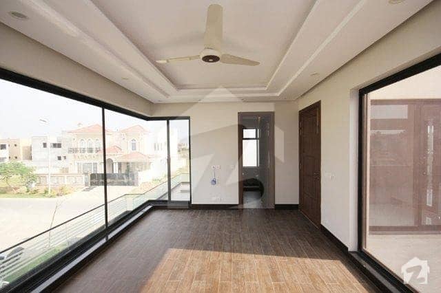 10 Marla Brand New Upper Portion for Rent in Phase 6