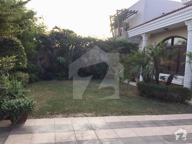 1000 Sq Yard 4 Year Old Beautiful Slightly Used Huge Bungalow For Rent Dha Phase 5 Khayaban E Janbaz With Full Basement