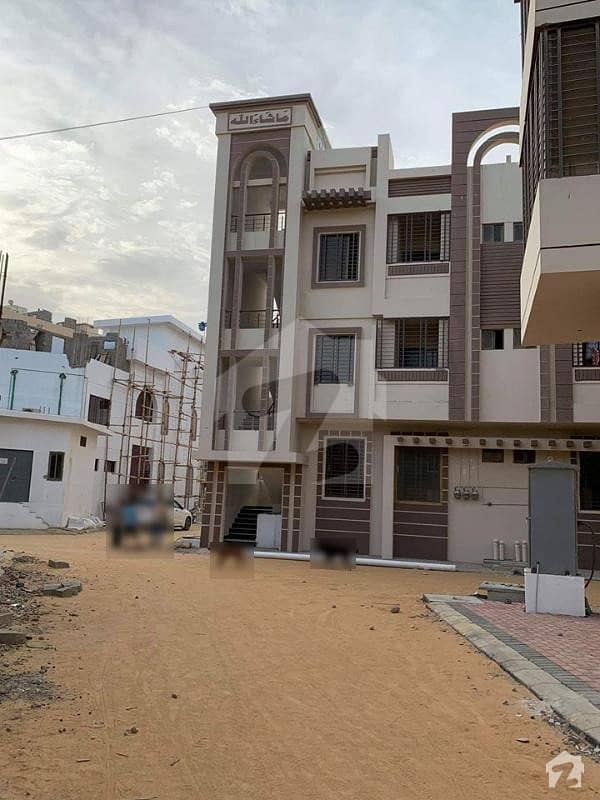 گلستانِِ جوہر ۔ بلاک 7 گلستانِ جوہر کراچی میں 3 کمروں کا 6 مرلہ فلیٹ 1 کروڑ میں برائے فروخت۔