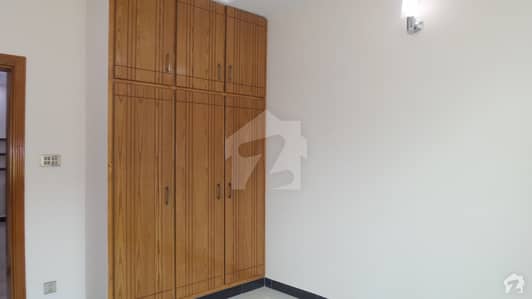 Single Storey Used House Available For Sale On Good Location Single Storey Used House Available For Sale On Good Location