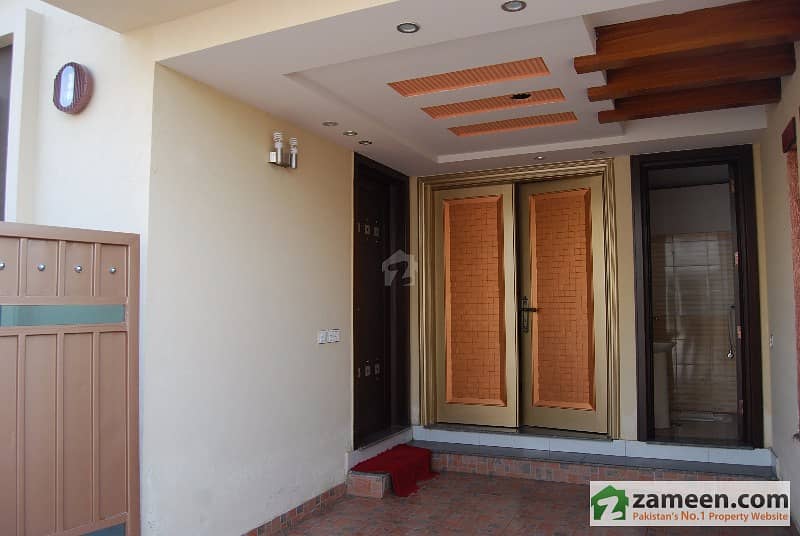 Beautiful 5 Marla House For Sale In BB Block, Sector D, Bahria Town